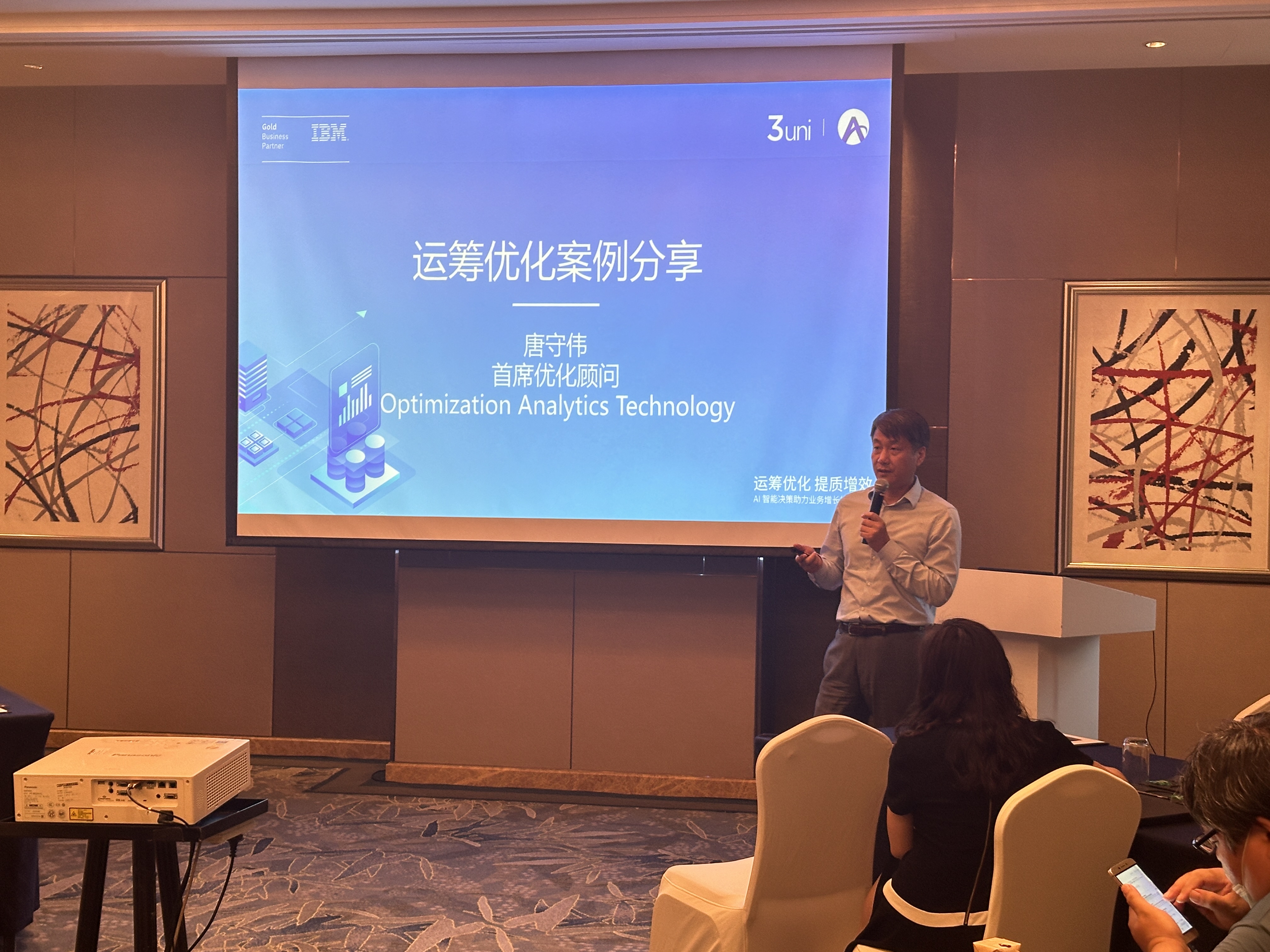 OAT's chief optimization consultant presenting an operations-research case study